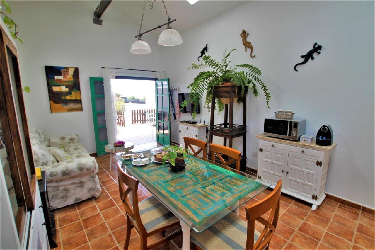 Vivienda Vacacional El Lagarto Macher Exterior photo